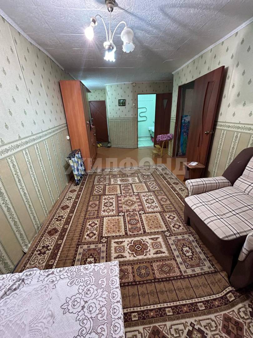 Болтово, Заводская, 16, 2-комнатная квартира