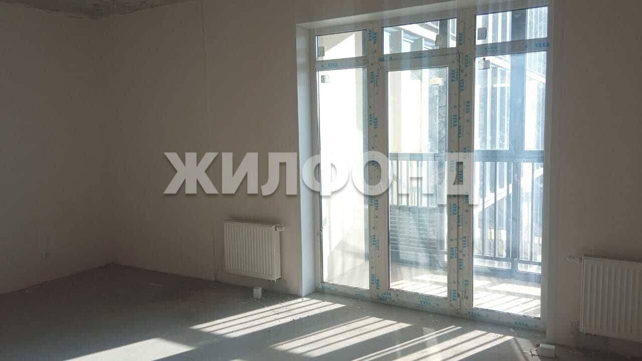 Большевистская, 32/1, 3-комнатная квартира