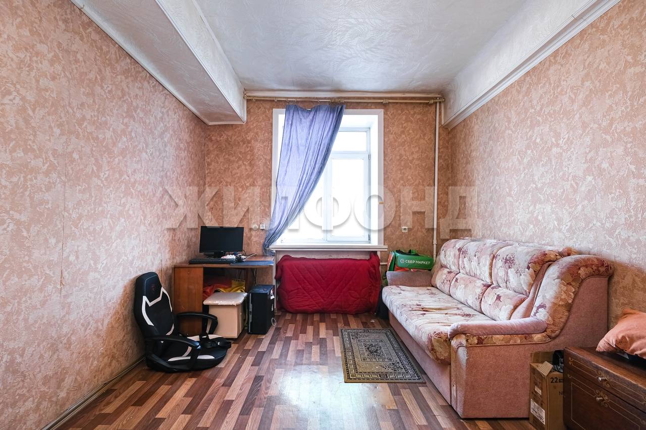 Титова, 25, комната
