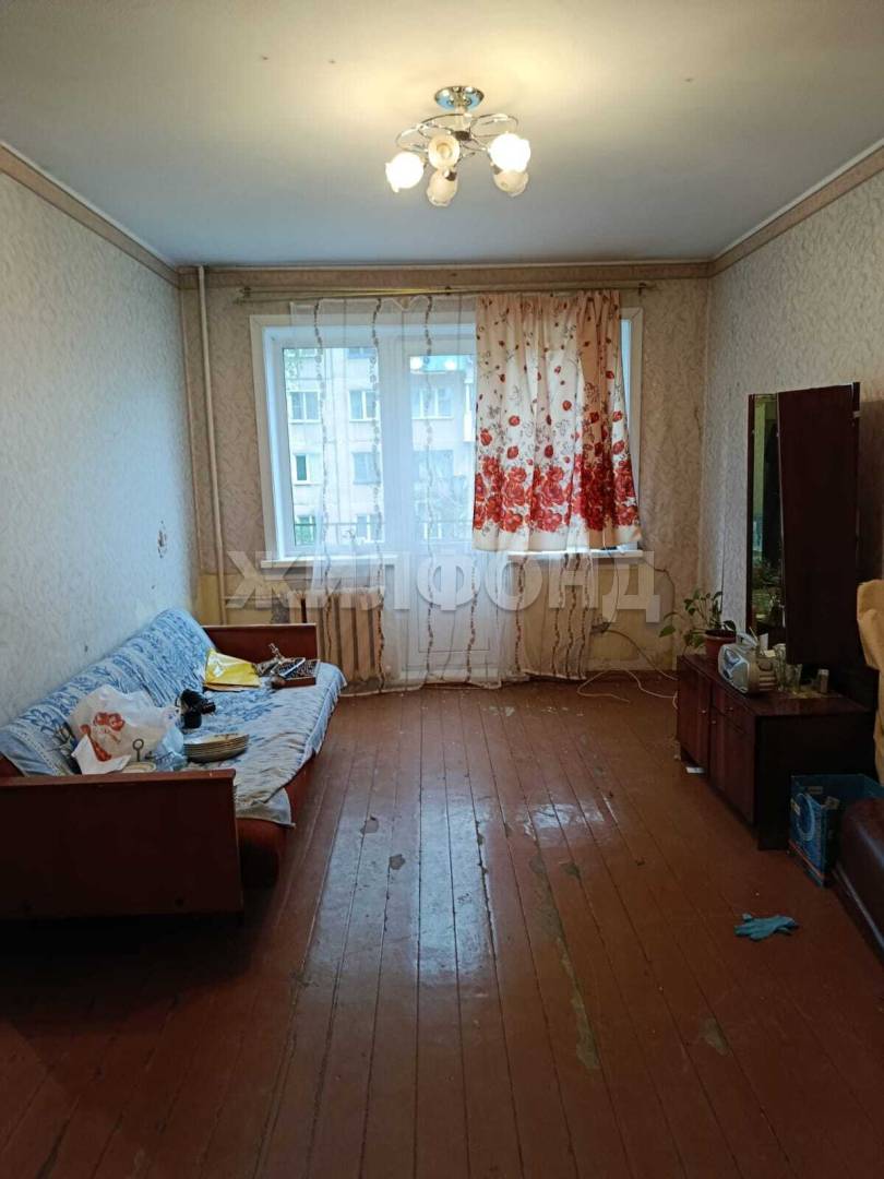 , 28, 1- 