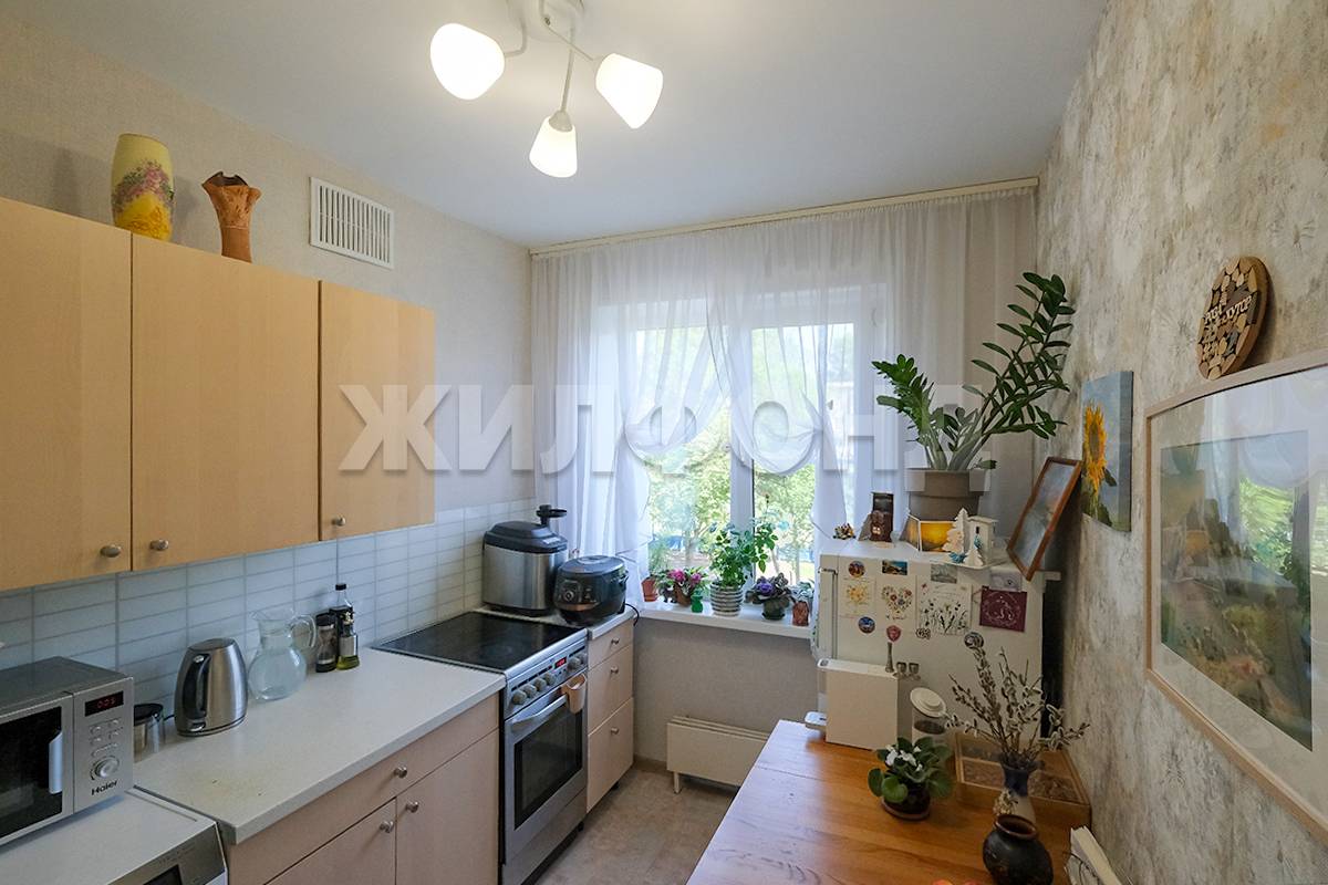Зорге, 60, 3-к квартира