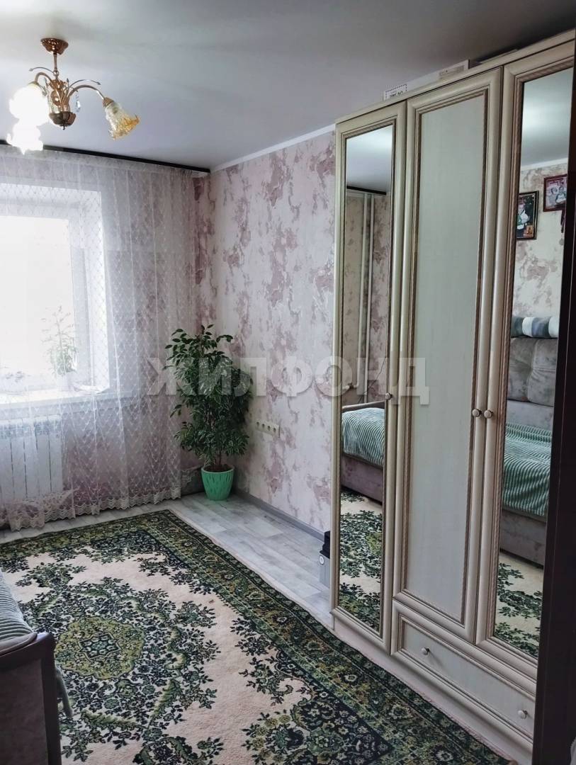 Бердск, Павлова, 10, 3-к квартира