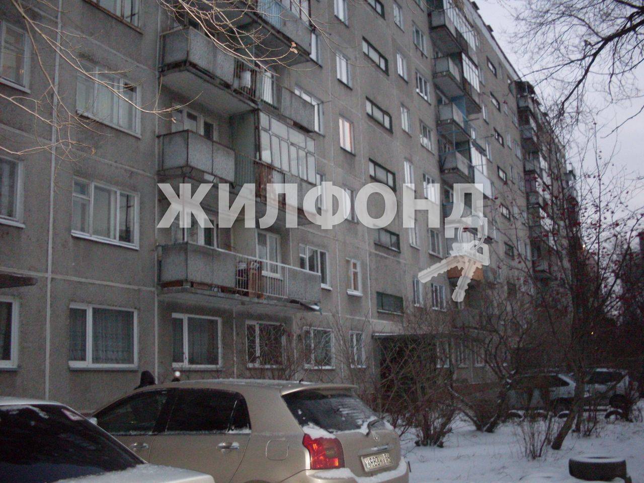Квартира красина фото. Красина 45 киров. Красина 24/28. Новосибирск ул красина 60а. Красина 45.