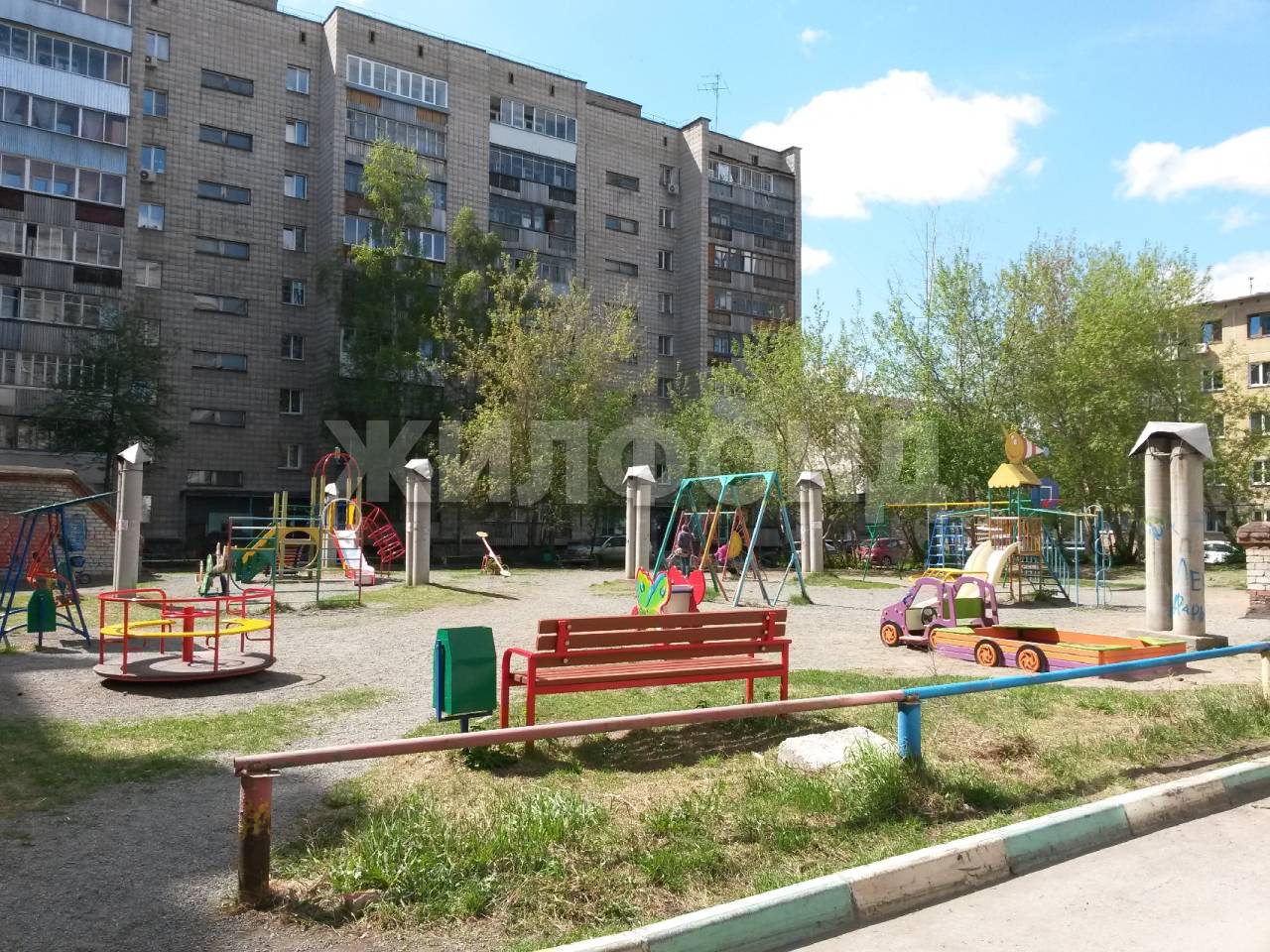 Гримёрки и вид на озеро из окна: в Новосибирске реконструировали школу (фото) - 