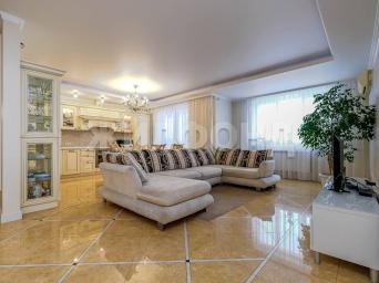 Кропоткина, 96/1