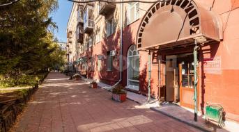 Красный проспект, Помещение свободного назначения