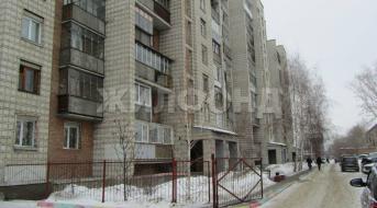 Троллейная, Торговые