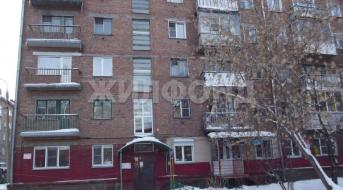 Карла Маркса проспект, Торговые