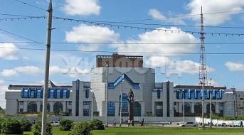 Карла Маркса пл, Торговые