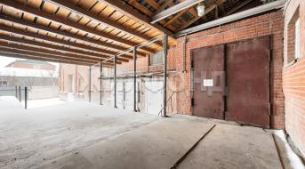 Олимпийская, Производственные