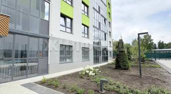 Летный микрорайон, Торговые